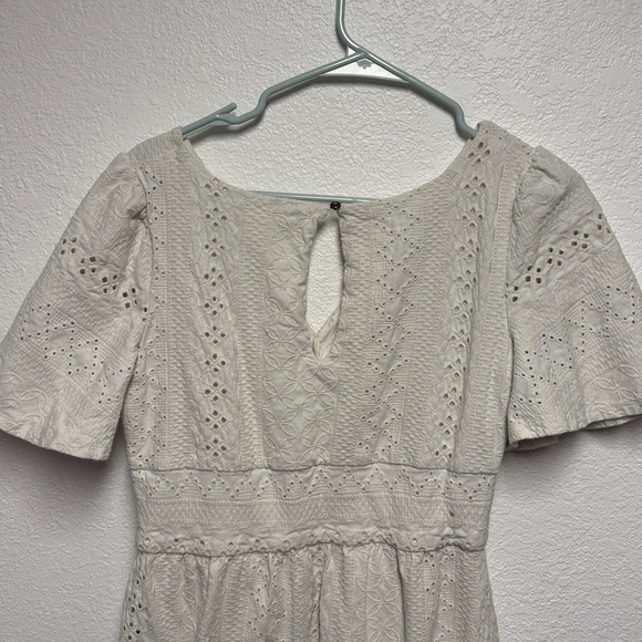 Maeve by Anthropologie Cream Eyelet Midi Dress V-Neck Size M - Picture 6 of 10